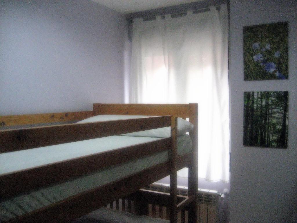 Albergue Turistico Rio Aragon Canfranc Room photo